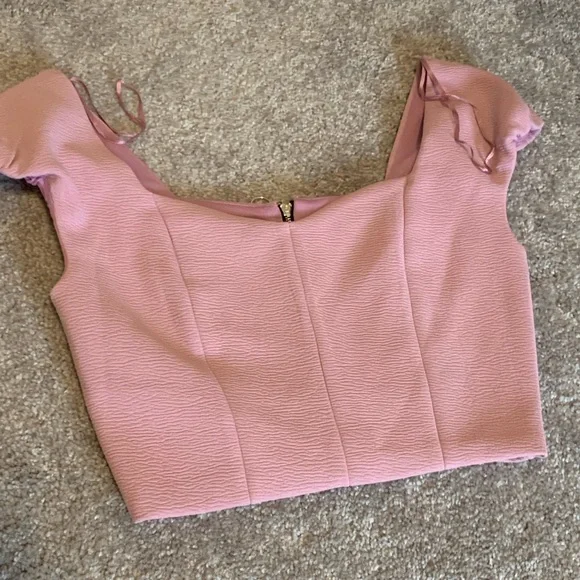 NWT J.O.A lilac crop top - Picture 3 of 9